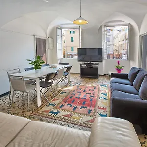 Casa Del Borgo , Finale Ligure Italia